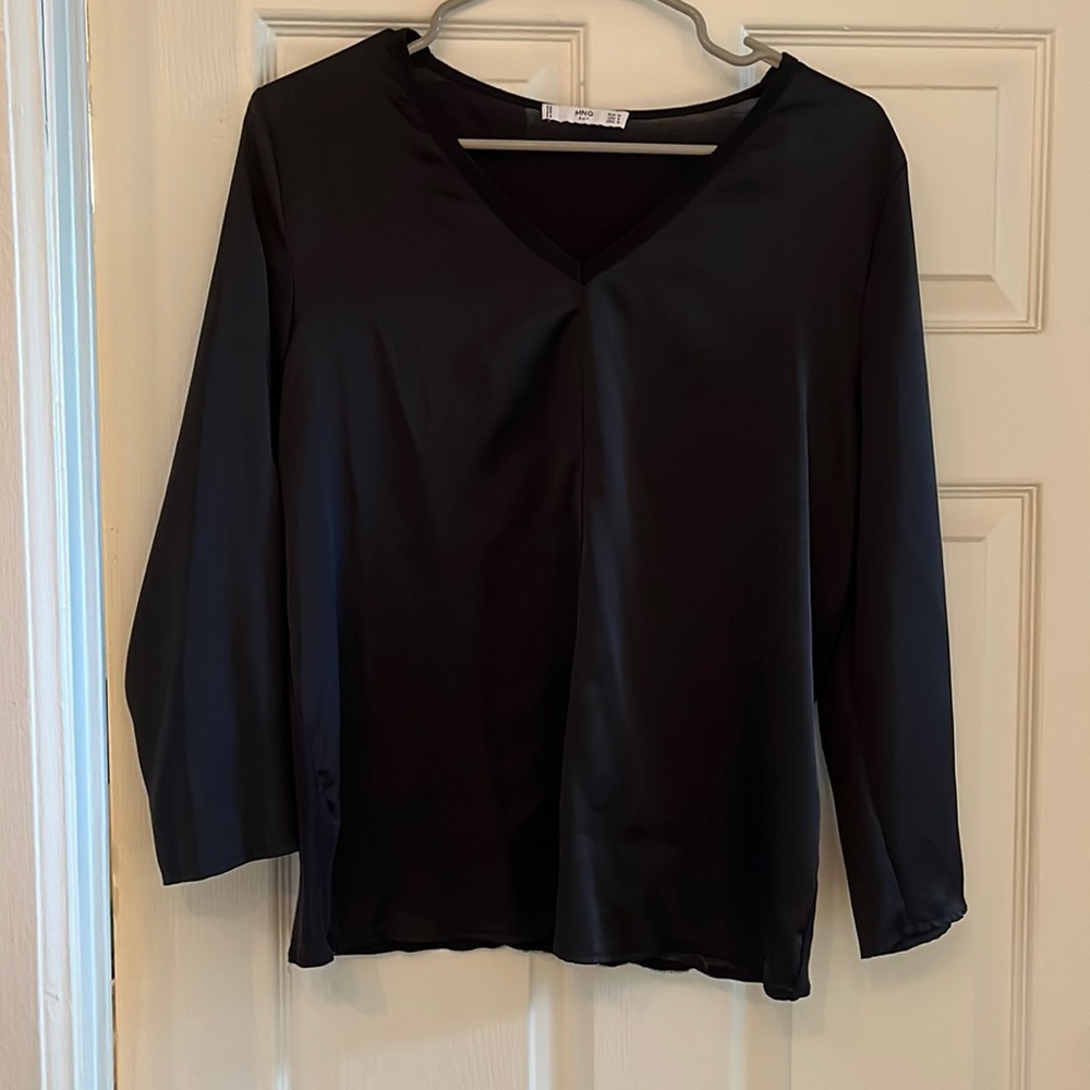 Mango suit NWOT black blouse